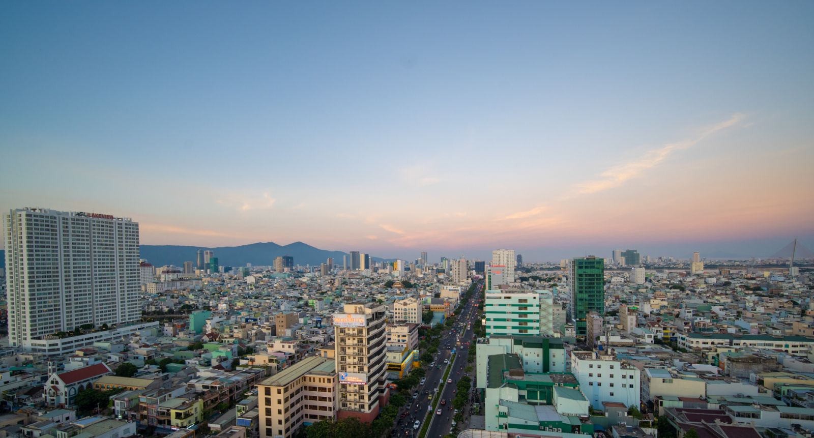 Khách sạn Samdi với tầm nhìn toàn cảnh thành phố Đà Nẵng